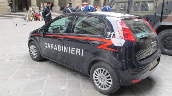 Aulla: accoltellamento davanti a discoteca, giovane ferito