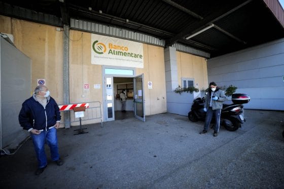 Toscana: 28 e 29 maggio torna il banco alimentare in sette città