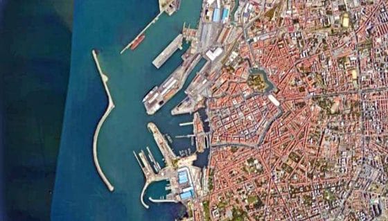 Livorno: dopo stop, riprende sciopero dei portuali