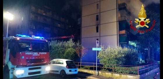 Incendi in appartamento: inquilini evacuati a Livorno e Sesto Fiorentino