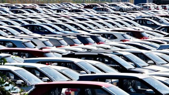 Automobili in Toscana, -30% le vendite a gennaio